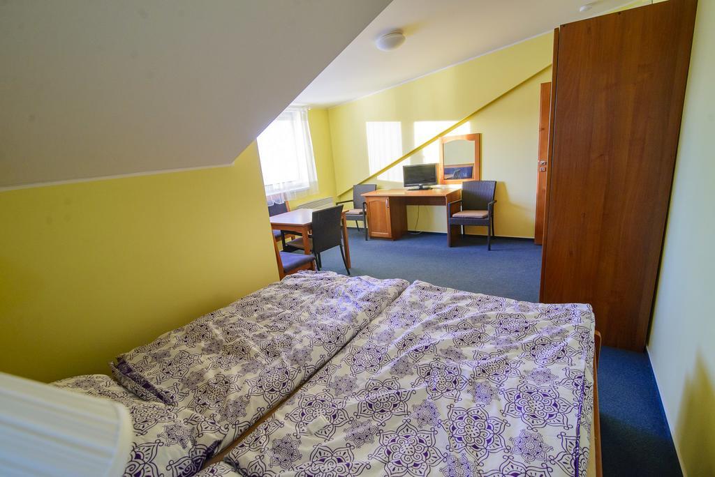 Penzion Dyje Hevlín Extérieur photo